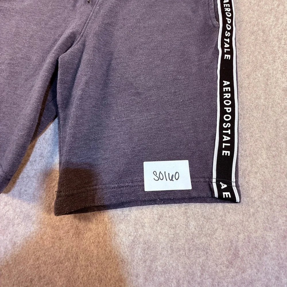 Aeropostale Mens Fleece Sweat Shorts Gray Logo Tape Side Stripe Drawstring Small